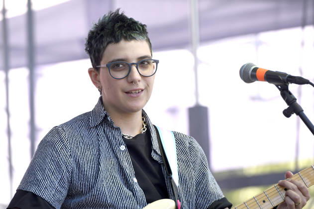Ryan Cassata live beim 1. Mai Fest auf dem Faustgelände. Hannover, 01.05.2026