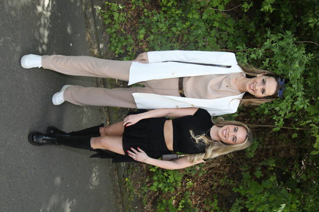 Christina Grass und Annelie Henze beim Bild-Renntag 2026 auf der Trabrennbahn Gelsenkirchen. Gelsenkirchen, 01.05.2026 Copyright: xAgenturxMatthiasxWehnertx xM.xGränzdörferx