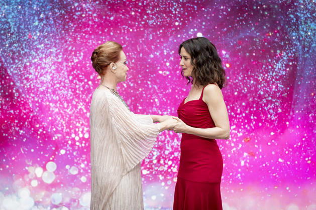 Presentation of the Grand Crosses of the Order of Dos de Mayo The President of the Community of Madrid, Isabel Díaz Ayuso, and the singer Paloma San Basilio, during the presentation of the Grand Crosses of the Order of Dos de Mayo, at the Puerta del Sol in Madrid, on May 2, 2026, in Madrid Spain The Governing Council of the Community of Madrid awards the Grand Cross of the Order of Dos de Mayo to 14 personalities, institutions and social entities in recognition of their professional careers, solidarity and example 02 MAY 2026 A Pé Espana  Copyright: xA.xPÃ rezxMecax 7492501