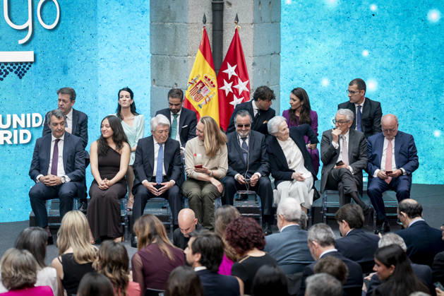 Presentation of the Grand Crosses of the Order of Dos de Mayo The recipients of the Cross of the Order of Dos de Mayo during the presentation of the Grand Crosses of the Order of Dos de Mayo, at the Puerta del Sol in Madrid, on May 2, 2026, in Madrid Spain The Governing Council of the Community of Madrid awards the Grand Cross of the Order of Dos de Mayo to 14 personalities, institutions and social entities in recognition of their professional careers, solidarity and example 02 MAY 2026 A Pé Espana  Copyright: xA.xPÃ rezxMecax 7492529