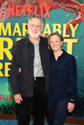 Los Angeles Premiere Of Netflix s Remarkably Bright Creatures - Arrivals LOS ANGELES, CALIFORNIA - APRIL 30: (L-R) Bill Pullman and Tamara Hurwitz attend the Los Angeles Premiere of Netflix s Remarkably Bright Creatures at the Netflix Tudum Theater on April 30, 2026 in Los Angeles, California., Credit:Jeffrey Mayer Avalon United States, CA, Los Angeles, Netflix Tudum Theater  Copyright: xJeffreyxMayerx xAvalonx 1095841868