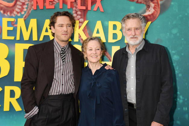 Los Angeles Premiere Of Netflix s Remarkably Bright Creatures - Arrivals LOS ANGELES, CALIFORNIA - APRIL 30: (L-R) Lewis Pullman, Tamara Hurwitz and Bill Pullman attend the Los Angeles Premiere of Netflix s Remarkably Bright Creatures at the Netflix Tudum Theater on April 30, 2026 in Los Angeles, California., Credit:Jeffrey Mayer Avalon United States, CA, Los Angeles, Netflix Tudum Theater  Copyright: xJeffreyxMayerx xAvalonx 1095842001
