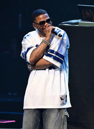 Nelly performs at Hard Rock Live held at the Seminole Hard Rock Hotel & Casino. Featuring: Nelly Where: Hollywood, Florida, United States When: 01 May 2026 Credit: Robert Bell INSTARimages EDITORIAL USE ONLY. NOT FOR USE BY NEWSPAPERS BASED IN THE UK. Copyright: xx instar55659463