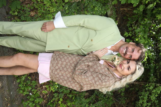 Sascha Schmitz und Sandra Czok beim Bild-Renntag 2026 auf der Trabrennbahn Gelsenkirchen. Gelsenkirchen, 01.05.2026 Copyright: xAgenturxMatthiasxWehnertx xM.xGränzdörferx