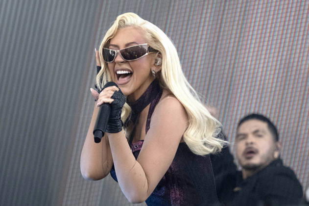 Christina Aguilera live beim Top of the Mountain Closing Concert 2026 auf der Ischgl Stage auf der Idalp. Ischgl, 02.05.2026