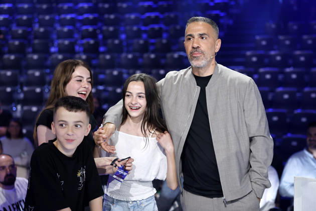 Rapper und Juror Bushido (Anis Ferchichi) mit seinen Kindern bei der zweiten von drei Live-Shows der 22. Staffel der deutschen Gesangs-Castingshow Deutschland sucht den Superstar (DSDS) in den MMC-Studios. Köln, 02.05.2026 NRW Deutschland Copyright: xChristophxHardtx