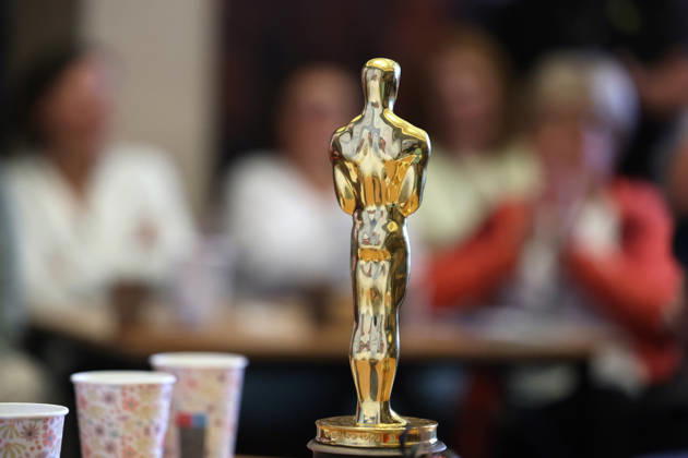 Russian co-director and lead actor Pavel Pasha Talankin (not pictured) presents Oscar statuette for his film Mr. Nobody Against Putin, which was lost on his flight back from the United States to Germany. Pavel Talankin is guest at the Cinema on the Border film festival in Tesin, Poland, May 3, 2026. (CTKxPhoto PetrxSznapka) CTKPhotoP2026050303166  CTKPhotoP2026050303166