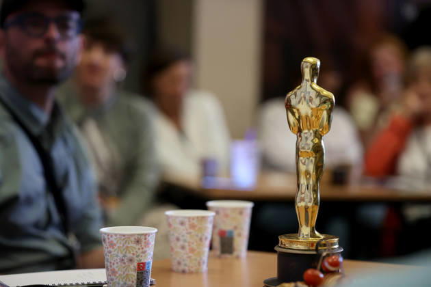 Russian co-director and lead actor Pavel Pasha Talankin (not pictured) presents Oscar statuette for his film Mr. Nobody Against Putin, which was lost on his flight back from the United States to Germany. Pavel Talankin is guest at the Cinema on the Border film festival in Tesin, Poland, May 3, 2026. (CTKxPhoto PetrxSznapka) CTKPhotoP2026050303168  CTKPhotoP2026050303168