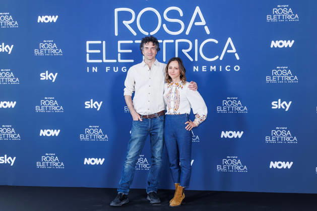 News - Photocall - ROSA ELETTRICA Davide Marengo and Giordana Mari attend the photocall of the tv series ROSA ELETTRICA on April 29, 2026 at Hotel Sina Bernini Bristol, Rome, Italy Rome Hotel Sina Bernini Bristol Italy Copyright: xEmanuelaxVertollix xLiveMediax LPN_2427271