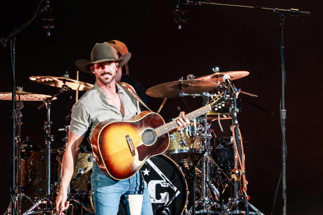 2026 iHeartCountry Festival - Show Riley Green performs onstage during the 2026 iHeartCountry Festival presented by Capital One at Moody Center on May 02, 2026 in Austin, Texas. Austin Moody Center Texas United States of America Copyright: xOzziexBloom imageSPACEx