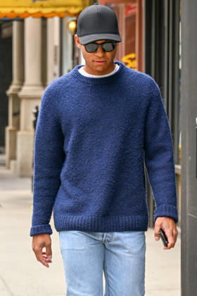American actor and singer Jaafar Jackson nephew of Michael Jackson walks around the Upper East Side neighborhood in New York City, NY, USA, on May 3, 2026 Gedeon Taieb Bestimage American actor and singer Jaafar Jackson Michael Jacksons nephew walks around the Upper East Side neighborhood in New York City, NY, USA, on May 3, 2026 New York Etats Unis  Copyright: xGedeonxTaiebx xBestimagexGedeonxTaiebx xBestimagex