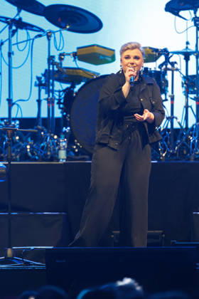 .Ela, Alphaville bei Veranstaltung EHC Happy Weekend 2026, 3.EHC-Star-Night am 03.05.2026 in Königsbrunn, Pharmpur Eisarena. Bayern Deutschland