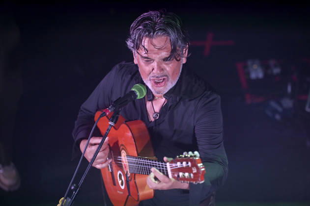 Stefane Mellino von Les NÃ gresses Vertes live bei einem Konzert ihrer Zobi Tour in der Fabrik. Hamburg, 03.05.2026