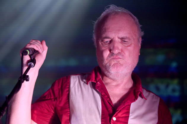 Michel Ochowiak von Les NÃ gresses Vertes live bei einem Konzert ihrer Zobi Tour in der Fabrik. Hamburg, 03.05.2026