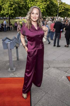 ABB HASEPREMIERE- Regina Halmich zu Gast bei der Pemiere von Es ist nur eine Phase Hase in der Komoedie am Kurfuerstendamm im Ernst-Reuter-Saal a, 03.05.2026 in Berlin Berlin Deutschland
