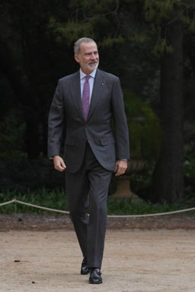 The King presents the National Research Awards 2025 King Felipe VI on his arrival at the presentation of the National Research Awards 2025, at the Palau Pedralbes, on May 4, 2026, in Barcelona, Catalonia Spain These awards are Spains most important recognition in the field of scientific research, and highlight the talent of the people and entities awarded who, through their work, contribute to the advancement and progress of society 04 MAY 2026 Spain  Copyright: xDavidxZorrakinox 7497450