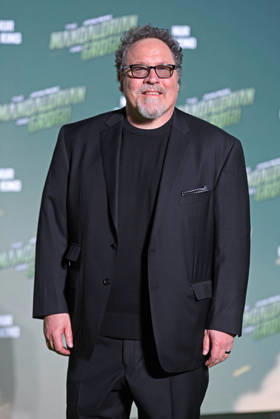 Jon Favreau beim Fan Event von STAR WARS: THE MANDALORIAN AND GROGU am Uber Platz in Berlin am 04.05.2026