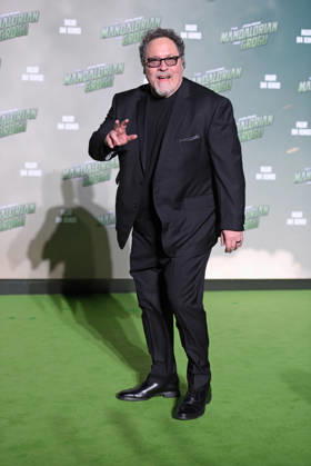 Jon Favreau beim Fan Event von STAR WARS: THE MANDALORIAN AND GROGU am Uber Platz in Berlin am 04.05.2026