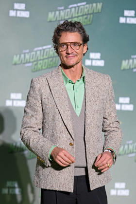 Pedro Pascal beim Fan Event von STAR WARS: THE MANDALORIAN AND GROGU am Uber Platz in Berlin am 04.05.2026