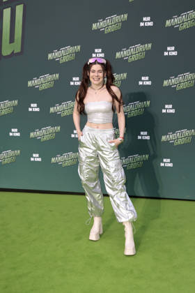 Klaudia Giez beim Star Wars: The Mandalorian and Grogu Photocall im Rahmen der Film Premiere & Fan Event am Uber Platz in der Uber Eats Music Hall am 4.05.2026 in Berlin Klaudia Giez at the Star Wars: The Mandalorian and Grogu photocall during the film premiere & fan event at Uber Platz in the Uber Eats Music Hall on May 4, 2026 in Berlin Star Wars: The Mandalorian and Grogu Filmpremiere & Fan Event in Berlin