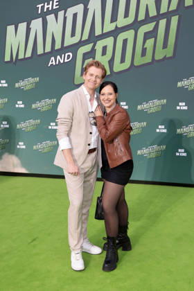 Johannes Heinrichs und Nadja Jo Klapper beim Star Wars: The Mandalorian and Grogu Photocall im Rahmen der Film Premiere & Fan Event am Uber Platz in der Uber Eats Music Hall am 4.05.2026 in Berlin Johannes Heinrichs and Nadja Jo Klapper at the Star Wars: The Mandalorian and Grogu photocall during the film premiere & fan event at Uber Platz in the Uber Eats Music Hall on May 4, 2026 in Berlin Star Wars: The Mandalorian and Grogu Filmpremiere & Fan Event in Berlin