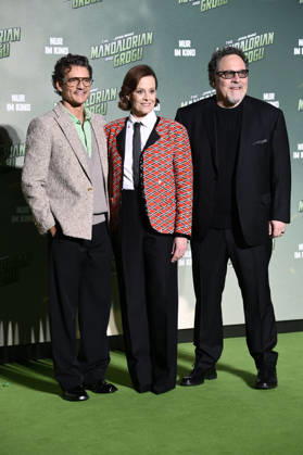 Pedro Pascal, Sigourney Weaver und Jon Favreau beim Fan Event Star Wars: The Mandalorian and Grogu im UCI Luxe East Side Gallery auf dem Uber Platz. Berlin, 04.05.2026