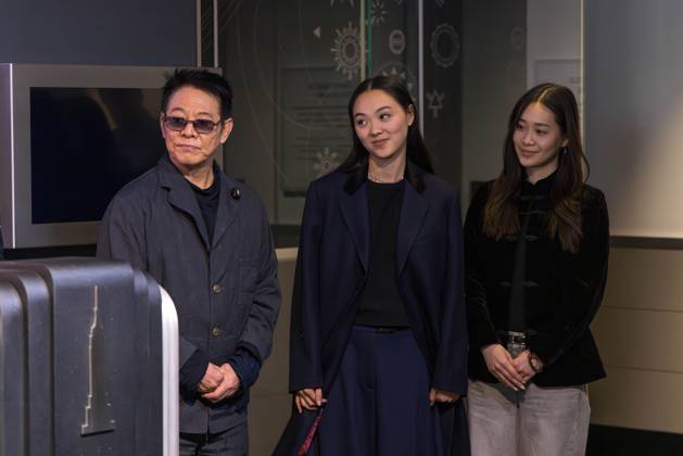 Jet Li visits the Empire State Building Jet Li, actor, martial artist and philanthropist, accompanied by his daughters, visits the Empire State Building to promote the launch of his book Beyond Life and Death: The Way of True Freedom , a collection of memories and reflections on spirituality and freedom. May,04,2026 new york new york united of america Copyright: xVanessaxCarvalhox