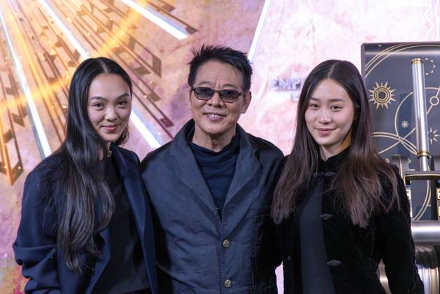 Jet Li visits the Empire State Building Jet Li, actor, martial artist and philanthropist, accompanied by his daughters, visits the Empire State Building to promote the launch of his book Beyond Life and Death: The Way of True Freedom , a collection of memories and reflections on spirituality and freedom. May,04,2026 new york new york united of america Copyright: xVanessaxCarvalhox