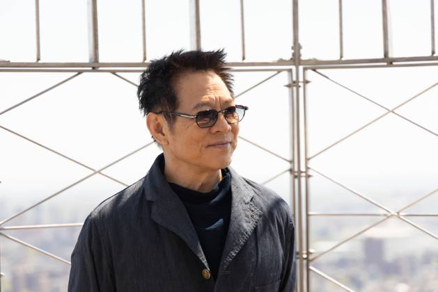 Jet Li visits the Empire State Building Jet Li, actor, martial artist and philanthropist, accompanied by his daughters, visits the Empire State Building to promote the launch of his book Beyond Life and Death: The Way of True Freedom , a collection of memories and reflections on spirituality and freedom. May,04,2026 new york new york united of america Copyright: xVanessaxCarvalhox