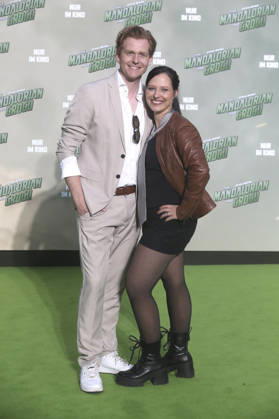 Johannes Heinrichs und Nadja Jo Klapper beim Fan Event Star Wars: The Mandalorian and Grogu im UCI Luxe East Side Gallery auf dem Uber Platz. Berlin, 04.05.2026