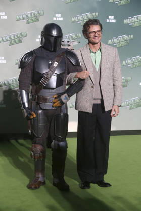 Der Mandalorianer, Grogu und Pedro Pascal beim Fan Event Star Wars: The Mandalorian and Grogu im UCI Luxe East Side Gallery auf dem Uber Platz. Berlin, 04.05.2026