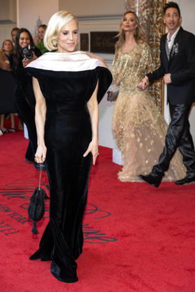 The Pierre Hotel: 2026 Met Gala Departures, New York, USA - 04 May 2026 Tory Burch departs the Pierre Hotel for 2026 Met Gala on May 04, 2026 in New York City. New York United States Copyright: xRonxAdarx xSOPAxImagesx _radar_pierre_20260504_01384