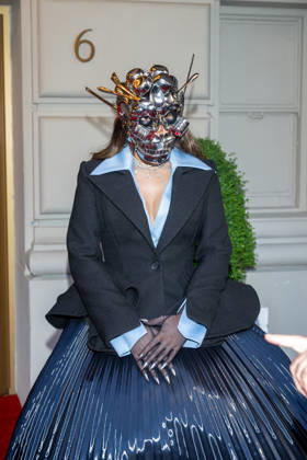 The Pierre Hotel: 2026 Met Gala Departures, New York, USA - 04 May 2026 Ananya Birlar wearing Robert Wun Subodh Gupta departs the Pierre Hotel for 2026 Met Gala on May 04, 2026 in New York City. New York United States Copyright: xRonxAdarx xSOPAxImagesx _radar_pierre_20260504_01473