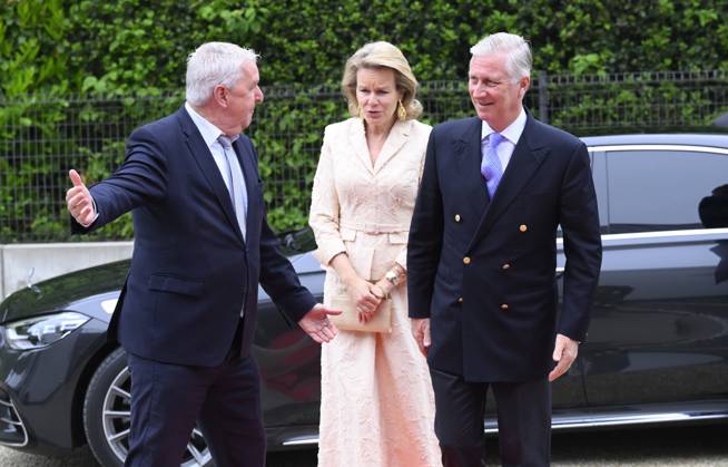 King Philippe And Queen Mathilde Visit The Province of Flemish Brabant VLAAMS-BRABANT, BELGIUM - MAY 05: King Philippe of Belgium and Queen Mathilde of Belgium pictured visiting VUB Photonics-campus en VUB STEAM Academie in Pajottegem during a trip to the province of Flemish Brabant on May 05, 2026 in Vlaams-Brabant, Belgium, 05 05 2026 Vlaams-Brabant Belgium  Copyright: xPhilipxReynaersx