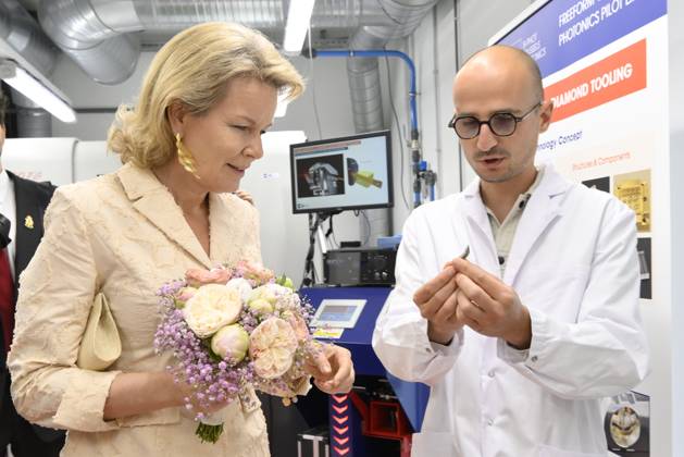 King Philippe And Queen Mathilde Visit The Province of Flemish Brabant VLAAMS-BRABANT, BELGIUM - MAY 05: King Philippe of Belgium and Queen Mathilde of Belgium pictured visiting VUB Photonics-campus en VUB STEAM Academie in Pajottegem during a trip to the province of Flemish Brabant on May 05, 2026 in Vlaams-Brabant, Belgium, 05 05 2026 Vlaams-Brabant Belgium  Copyright: xPhilipxReynaersx