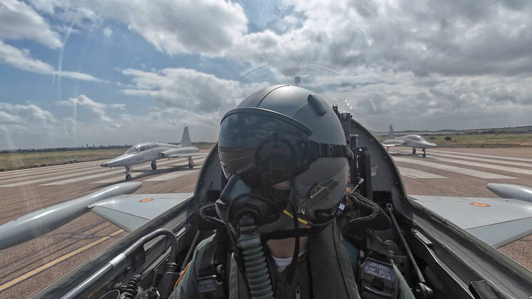 05-05-2026 Leonor, Princess of Asturias flies in an F-5 jet aircraft with a 23rd Wing instructor at the 23rd Wing Fighter and Attack Military School at the Talavera la Real Air Base, 22 April 2026, in Badajoz, Spain. Â  Copyright: xPPEx