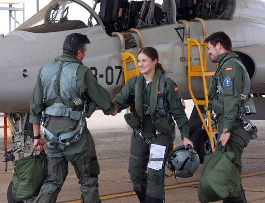 Her Royal Highness Princess Leonor, Princess of Asturias, makes her first training flight in the F5 fighter jet at Wing 23 of Talavera la Real (Badajoz) at Los Llanos Air Base, Albacete, Spain, May 5, 2026 Su Alteza Real la Princesa Leonor, Princesa de Asturias, realiza su primer vuelo de instrucción en el avión de combate F5 en el Ala 23 de Talavera la Real (Badajoz) en la Base Aérea de Los Llanos, Albacete, Espana 05 de Mayo de 2026 Casa Real Cordon Press Mandatory credit: Casa de S.M. el Rey Cordon Press