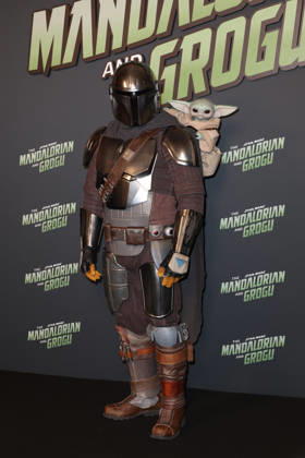 The Mandalorian and Grogu eÌveÌnement speÌcial fans au Grand Rex Ã Paris Pedro Pascal, Sigourney Weaver et Jon Favreau The Mandalorian and Grogu eÌveÌnement speÌcial fans au Grand Rex Ã Paris, le 5 mai 2026. Pedro Pascal, Sigourney Weaver and Jon Favreau at the The Mandalorian and Grogu fans special events at the Grand Rex theatre in Paris on may 5th 2026.  Copyright: xFabricexChasseryx