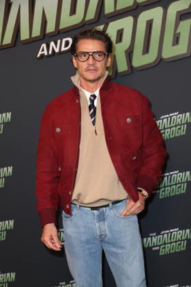 The Mandalorian and Grogu eÌveÌnement speÌcial fans au Grand Rex Ã Paris Pedro Pascal The Mandalorian and Grogu eÌveÌnement speÌcial fans au Grand Rex Ã Paris, le 5 mai 2026. Pedro Pascal, Sigourney Weaver and Jon Favreau at the The Mandalorian and Grogu fans special events at the Grand Rex theatre in Paris on may 5th 2026.  Copyright: xFabricexChasseryx