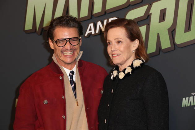 The Mandalorian and Grogu eÌveÌnement speÌcial fans au Grand Rex Ã Paris Pedro Pascal et Sigourney Weaver The Mandalorian and Grogu eÌveÌnement speÌcial fans au Grand Rex Ã Paris, le 5 mai 2026. Pedro Pascal, Sigourney Weaver and Jon Favreau at the The Mandalorian and Grogu fans special events at the Grand Rex theatre in Paris on may 5th 2026.  Copyright: xFabricexChasseryx