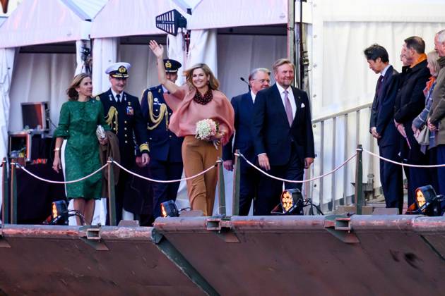 Amsterdam, The Netherlands, 2026-05-05 21:16:27 AMSTERDAM, 05-05-2026, The Amstel. King Willem-Alexander and Queen Maxima during the May 5 concert marking the conclusion of the National Liberation Celebration. Traditionally, the concert takes place on and around the Amstel in front of the Royal Theatre CarrÃ . PHOTO: NLBeeld Patrick van Emst Credit: NL Beeld Patrick van Emst  Copyright: xx x