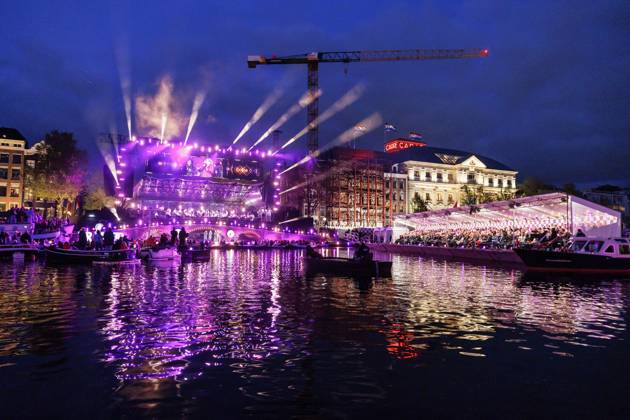 AMSTERDAM - The May 5th concert on the Amstel at the Royal Theatre CarrÃ . Traditionally, the concert marks the conclusion of the National Liberation Celebration. RAMON VAN FLYMEN ANP netherlands out - belgium out  Copyright: xx x557576931x originalFilename: 557576931.jpg