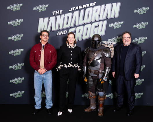 Avp The Mandalorian and Grogu at Grand Rex Vip Actor Pedro Pascal Sigourney Weaver and Jon Favreau 455628 2026 05 05  Copyright: xIvankaxVoisinx xStarfacex STAR_455628_064