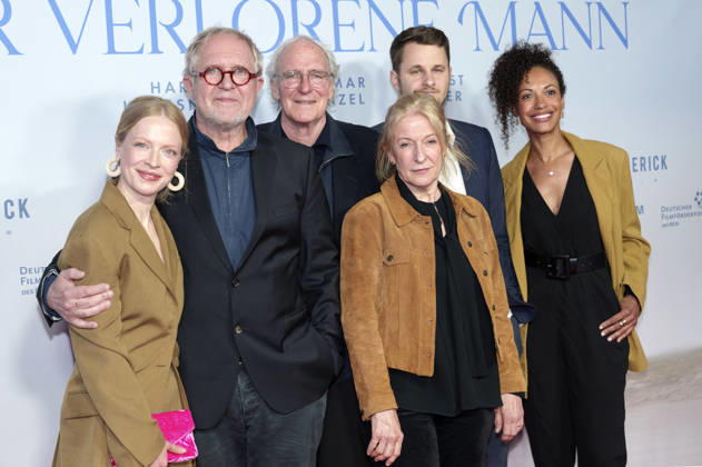 Lene Dax, Harald Krassnitzer, August Zirner, Dagmar Manzel, Welf Reinhart und Dionne Wudu bei der Premiere des Kinofilms Der verlorene Mann im City Kino. München, 05.05.2026