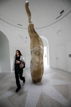 May 5, 2026, Venice, Rome, Italy: May 5, 2026, Venice. 61st International Art Exhibition of the Venice Biennale, titled In Minor Keys and curated by Koyo Kouoh. Giardini della Biennale. Pavilion of the United States of America. Call Me the Breeze. Exhibitor: Alma Allen. Venice Italy  - ZUMAa289 20260505_zia_a289_352 Copyright: xMircoxToniolox xAgfx