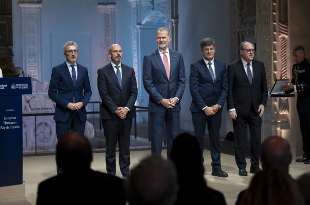 The King presides over the 10th King of Spain Human Rights Award Family photo during the presentation of the 10th King of Spain Human Rights Award, in the Chapel of San Ildefonso of the University of Alcalá, on May 6, 2026, in Alcalá de Henares, Madrid Spain The award, which is granted by the Ombudsman and the University of Alcalá, recognizes the work of entities and institutions, private or public, in Spain, Portugal and other Ibero-American countries that distinguish themselves in the defense and promotion of human rights and democratic values, or that promote research and the implementation of action programs aimed at the defense and promotion of human rights and democratic values, or that encourage research and the implementation of ac Copyright: xAlbertoxOrtegax 7502634