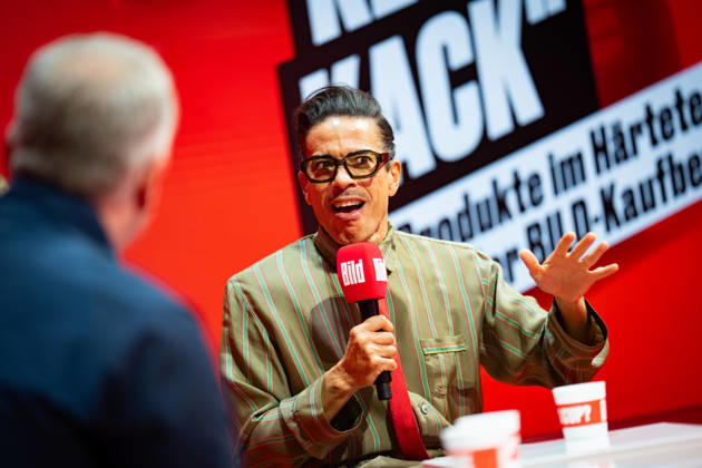 Jorge Gonzalez, Moderator, Choreograf und Model, auf der BILD-Stage;OMR26 Festival in Hamburg, Hamburg Hamburg Deutschland Messe