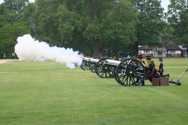 41 Gun Royal Salute for Third Anniversary of King Charles III s Coronation at Hyde Park, London, UK - Wednesday 6 May 2026 A general view of The King s Troop, Royal Horse Artillery performing a 41 gun Royal Salute to mark the Third Anniversary of the Coronation of King Charles III on the 6th May - Hyde Park, London, England, UK on Wednesday 6 May, 2026. Credit Justin, Credit:Justin Ng Avalon UK, England, London, Hyde Park Copyright: xJustinxNgx xAvalonx 1096902348