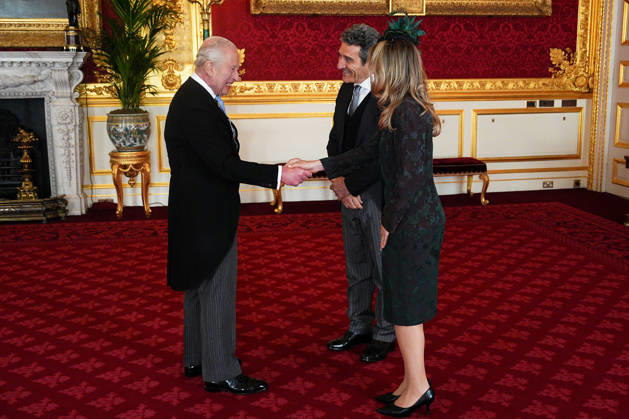 Audience at St James Palace Fabio Cassese, Ambassador from Italy, accompanied by Flaminia Battistelli, presents his credentials during an audience with King Charles III (left) at St James s Palace, London. Picture date: Wednesday May 6, 2026., Credit:Aaron Chown Avalon UK  Copyright: xAaronxChownx xAvalonx 1096899822