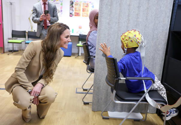 The Princess Of Wales Launches Early Childhood Guide LONDON, ENGLAND - MAY 06: Catherine, Princess of Wales (L) meets Ella, aged 5, as she learns about pioneering state-of-the-art wearables and brain recording techniques during the launch of Foundations for Life: A Guide to Social and Emotional Development at the University of East London on May 06, 2026 in London, England. The Princess of Wales and The Royal Foundation Centre for Early Childhood launched the new resource, which highlights the role of loving and responsive relationships play in the wellbeing of young children., Credit:Chris Jackson Avalon United Kingdom, England, London Copyright: xChrisxJacksonx xAvalonx 1096900136